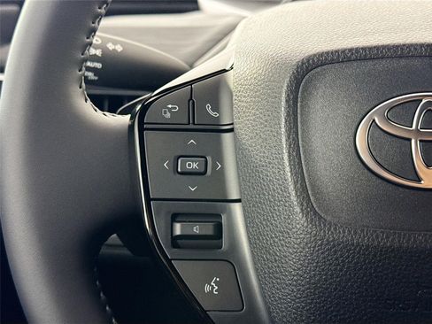 New 2026 Toyota C-HR AWD/4WD image 18