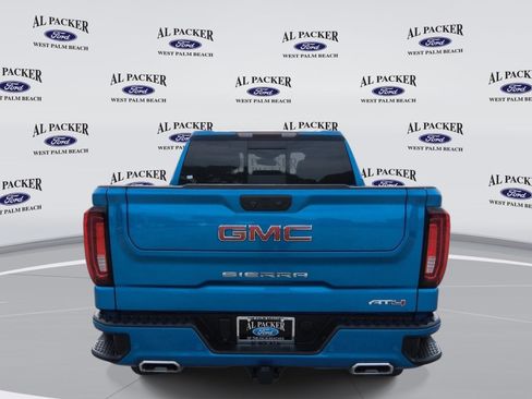Used 2023 GMC Sierra 1500 AT4 w/ AT4 Premium Package AWD/4WD image 4