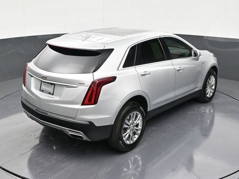 Used 2020 Cadillac XT5 Premium Luxury FWD image 17