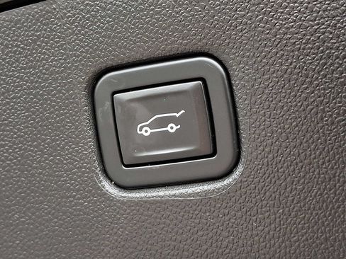 Used 2022 Chevrolet Blazer LT w/ Redline Edition AWD/4WD image 28