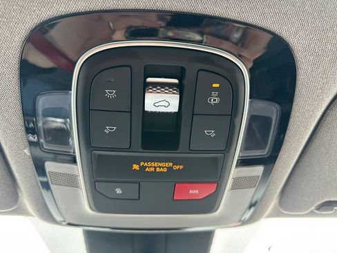 Used 2022 Hyundai Santa Fe Limited image 32