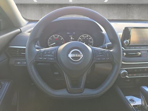 Used 2023 Nissan Altima 2.5 S image 21