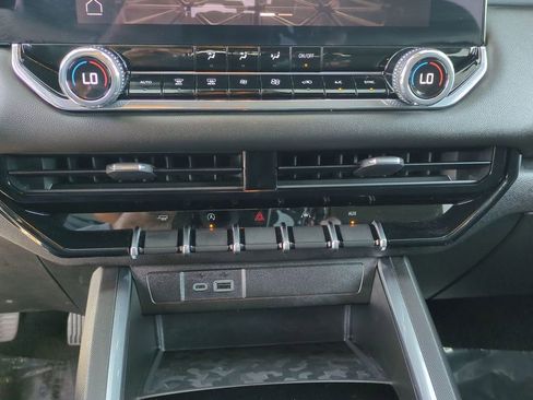 Certified 2026 GMC Canyon Elevation w/ Convenience Package RWD image 19