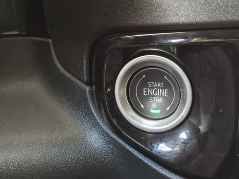 Used 2025 GMC Sierra 2500 SLT w/ Texas SLT Premium Package image 21