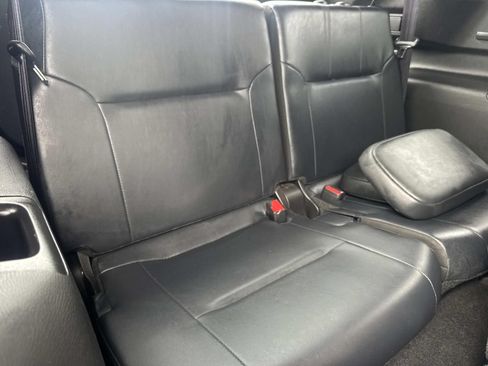 Used 2024 Mitsubishi Outlander SE AWD/4WD image 9