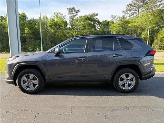Used 2024 Toyota RAV4 LE AWD/4WD image 20