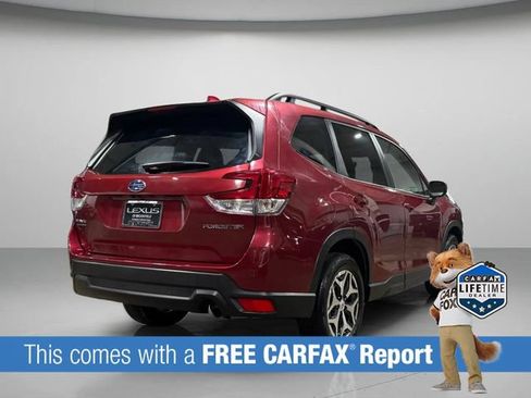 Used 2023 Subaru Forester Premium AWD/4WD image 3