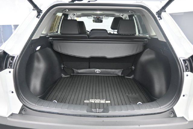 Used 2026 Toyota Corolla Cross XLE w/ Convenience Package FWD image 30