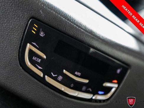 Used 2019 Cadillac Escalade ESV image 8