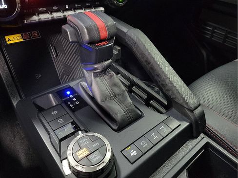 Certified 2024 Toyota Tacoma TRD Pro image 19