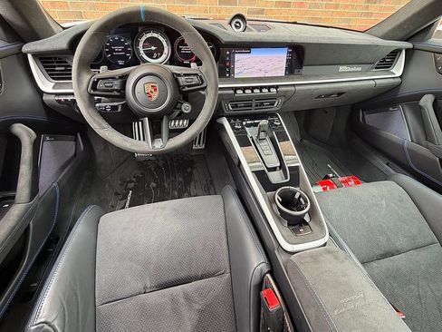 Certified 2024 Porsche 911 Dakar image 13