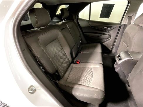 Used 2018 Chevrolet Equinox LT image 35