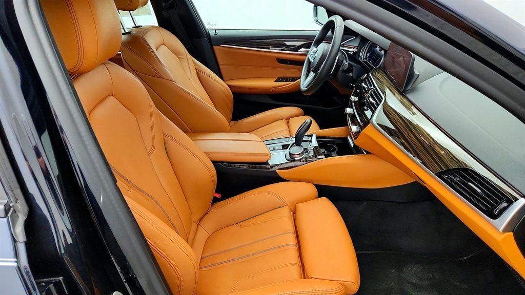 Used 2019 BMW 530i xDrive w/ M Sport Package AWD/4WD image 24