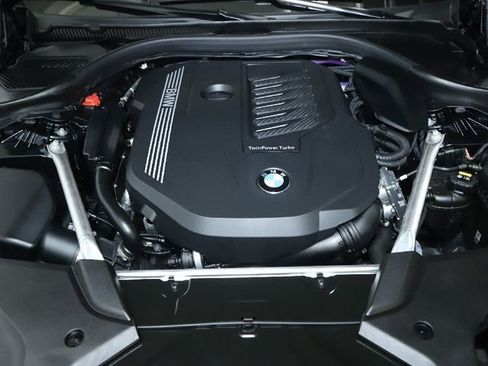 Certified 2022 BMW 540i xDrive 540i xDrive w/ M Sport Package image 36