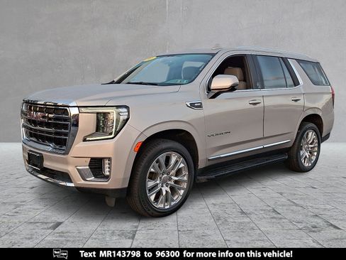 Certified 2021 GMC Yukon SLT w/ SLT Luxury Plus Package AWD/4WD image 1
