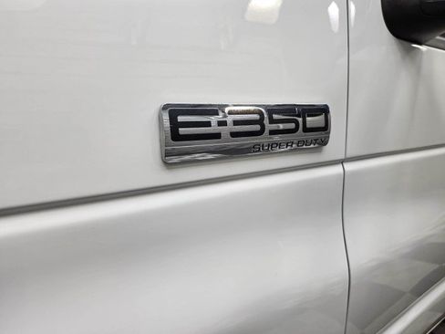Used 2022 Ford E-350 and Econoline 350 Super Duty w/ Power Windows & Locks Group RWD image 34