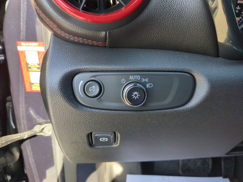 Certified 2020 Chevrolet Blazer RS w/ LPO, Floor Liner Package image 29