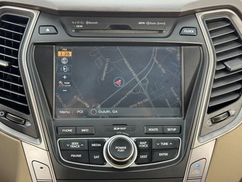 Used 2014 Hyundai Santa Fe w/ Technology Package 05 image 26