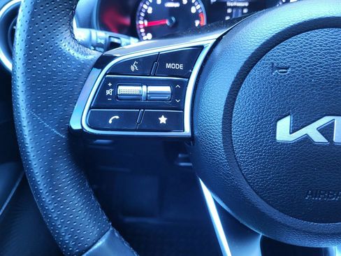 Used 2023 Kia Forte GT-Line w/ GT-Line Premium Package image 8