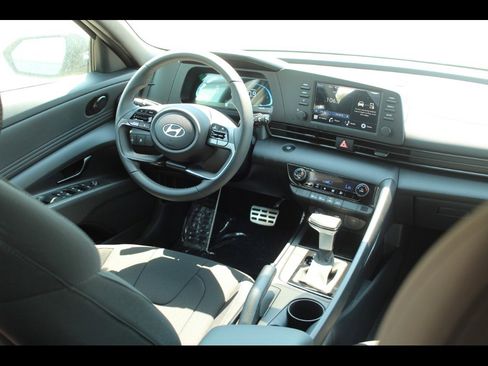 New 2025 Hyundai Elantra Sport w/ Cargo Package image 22