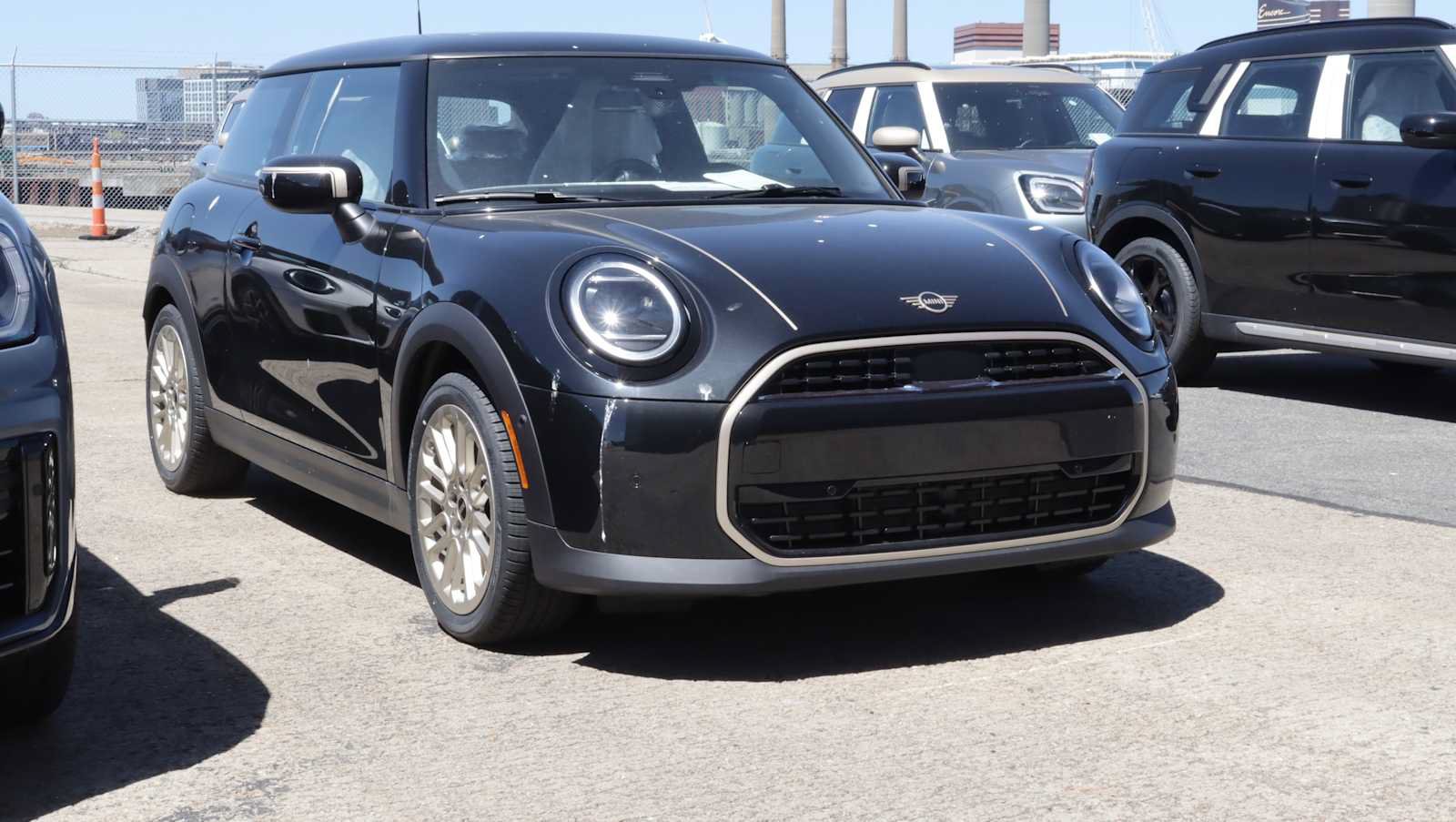 New 2026 MINI Cooper 2-Door Hardtop FWD image 1