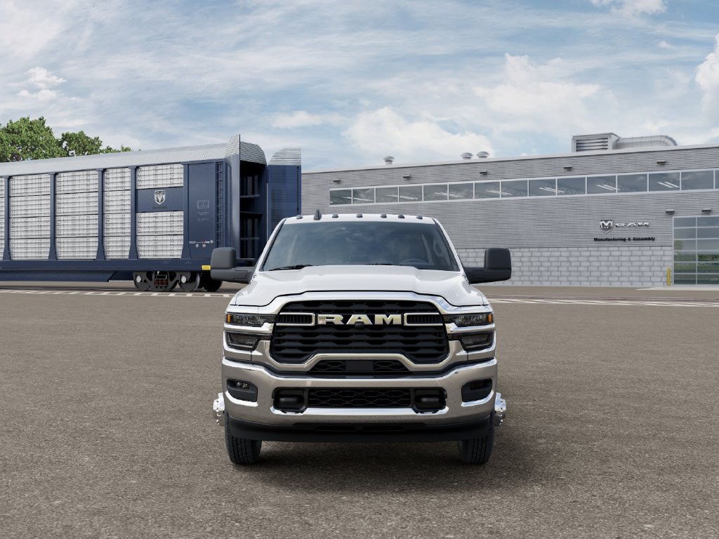 Used 2026 RAM 3500 Tradesman AWD/4WD image 6