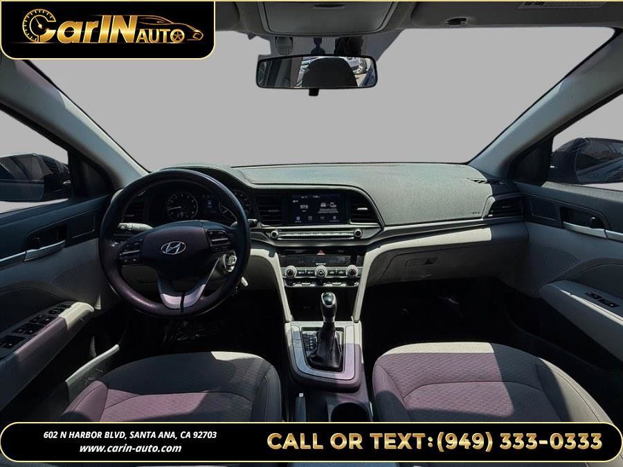 Used 2020 Hyundai Elantra SEL FWD image 23