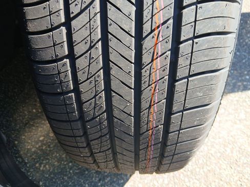 New 2026 Volkswagen Atlas Cross Sport SE image 26