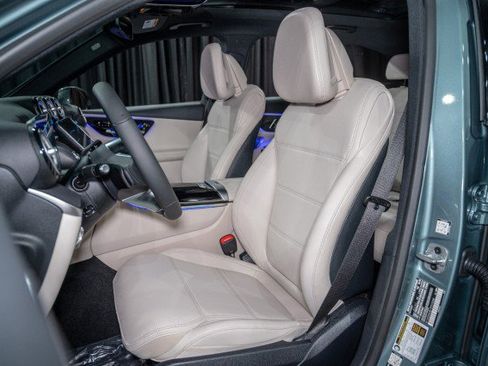 New 2026 Mercedes-Benz GLC 300 image 11