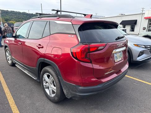 Used 2019 GMC Terrain SLE w/ Driver Convenience Package FWD image 3