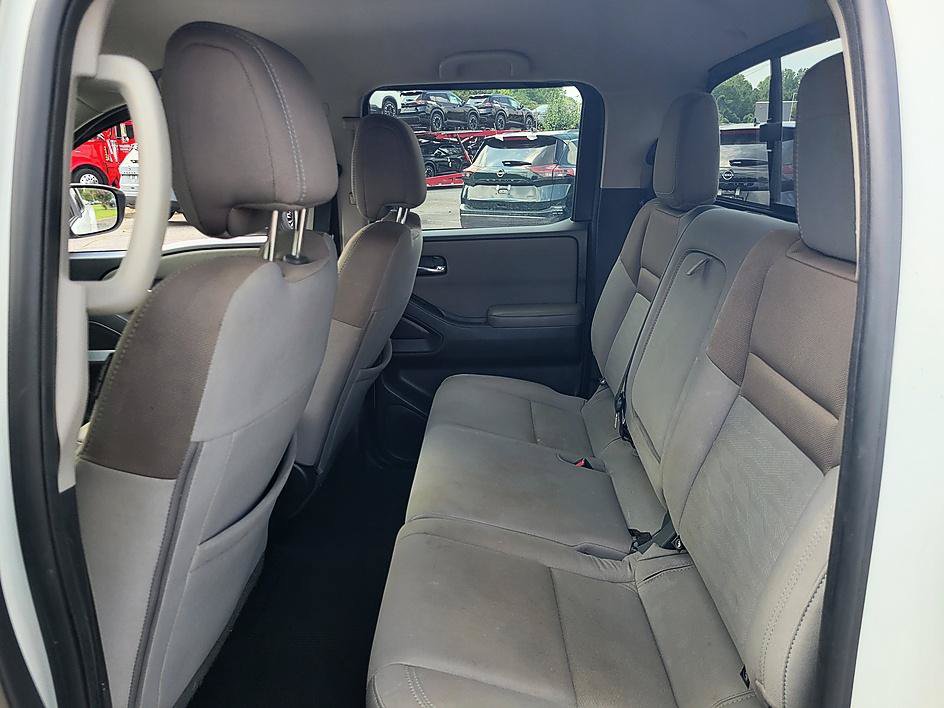Certified 2022 Nissan Frontier SV RWD image 10