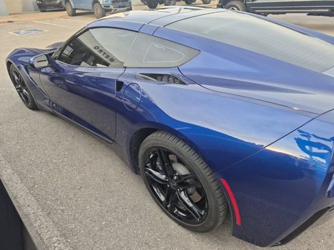 Used 2017 Chevrolet Corvette Stingray Coupe w/ 1LT RWD image 13