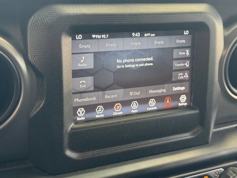 Used 2022 Jeep Wrangler Unlimited Sport AWD/4WD image 18