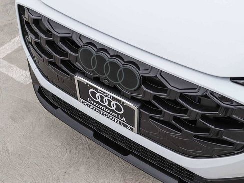New 2026 Audi Q3 quattro 2.0T AWD/4WD image 8