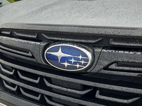 Used 2023 Subaru Forester Premium w/ Popular Package #2 AWD/4WD image 11