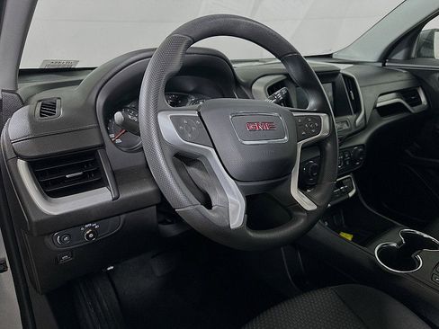 Used 2024 GMC Terrain SLE w/ Driver Convenience Package image 9