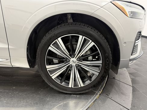 Certified 2023 Volvo XC60 B5 Plus w/ Protection Package Premier image 9