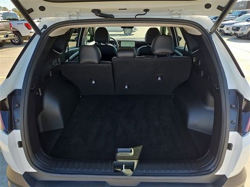 Used 2025 Hyundai Tucson SEL image 16