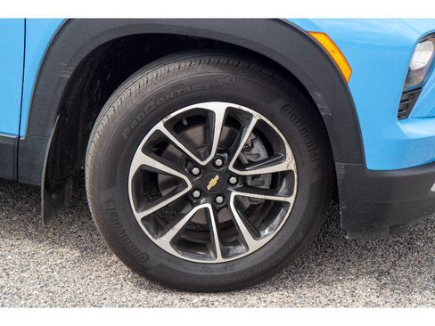 Used 2024 Chevrolet TrailBlazer LT w/ LT Cold Weather Package AWD/4WD image 29