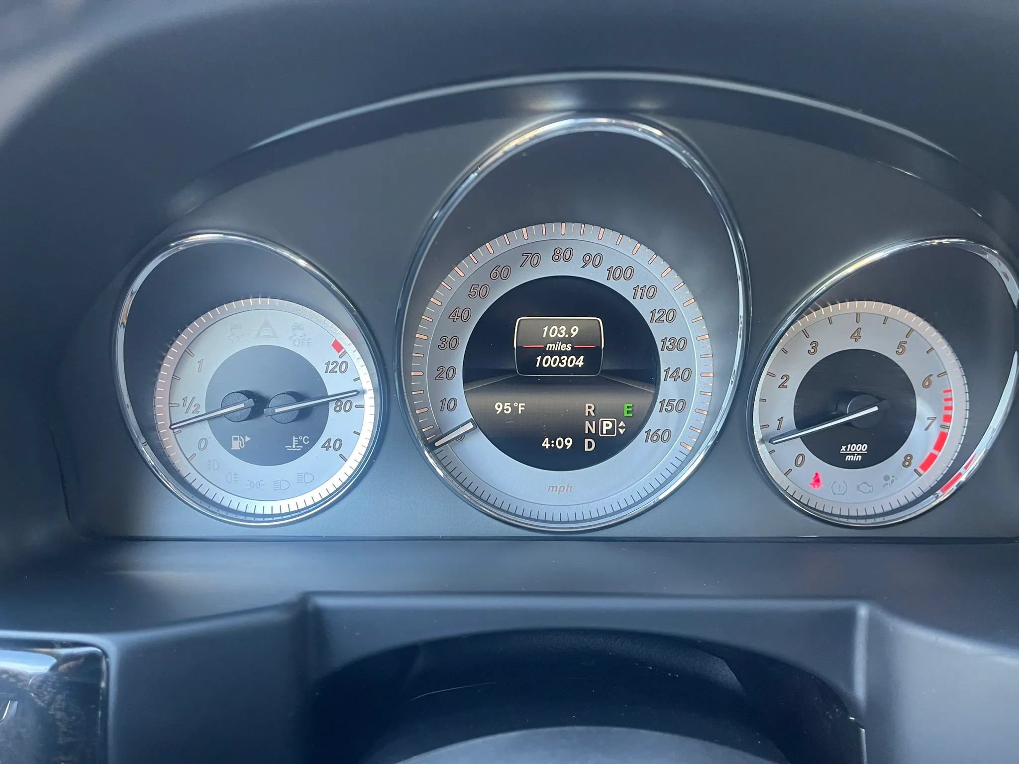 Used 2015 Mercedes-Benz GLK 350 4MATIC image 17