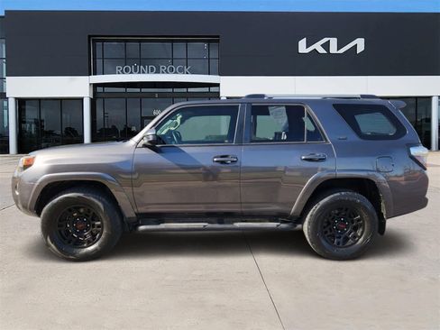 Used 2021 Toyota 4Runner SR5 image 4