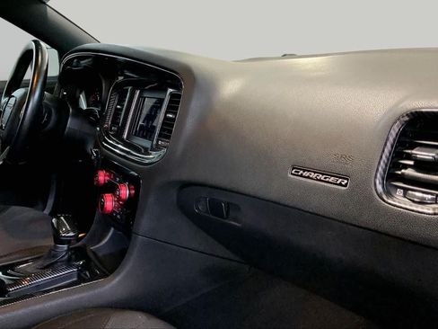 Used 2020 Dodge Charger SXT w/ Blacktop Package RWD image 18