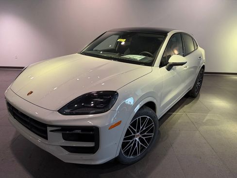 Used 2026 Porsche Cayenne Coupe AWD/4WD image 1