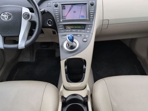 Used 2010 Toyota Prius Five FWD image 18
