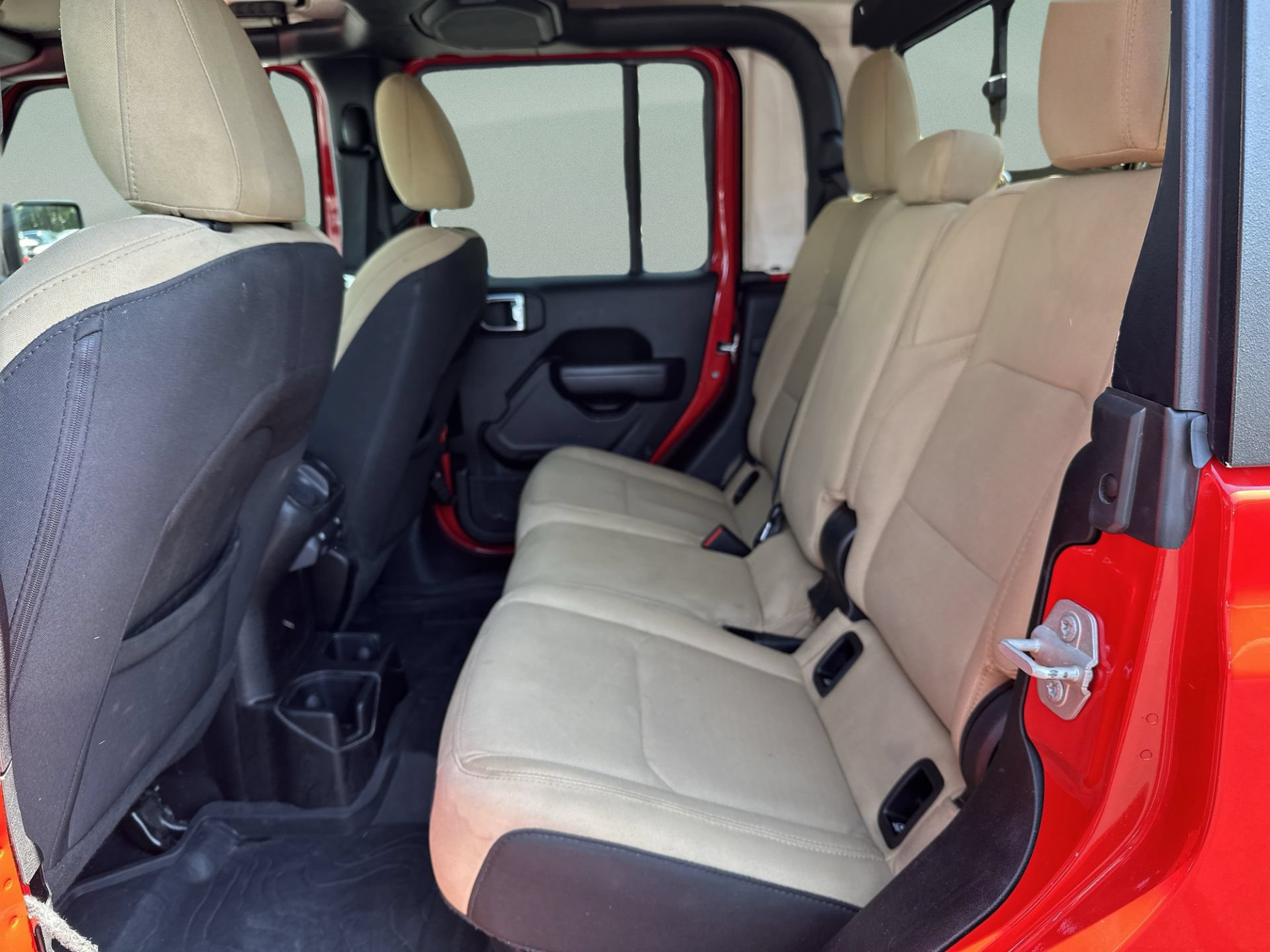 Used 2023 Jeep Gladiator Sport AWD/4WD image 22