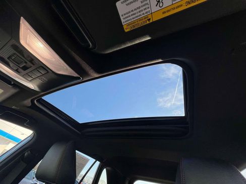 Used 2023 Toyota RAV4 SE w/ Weather & Moonroof Package image 31