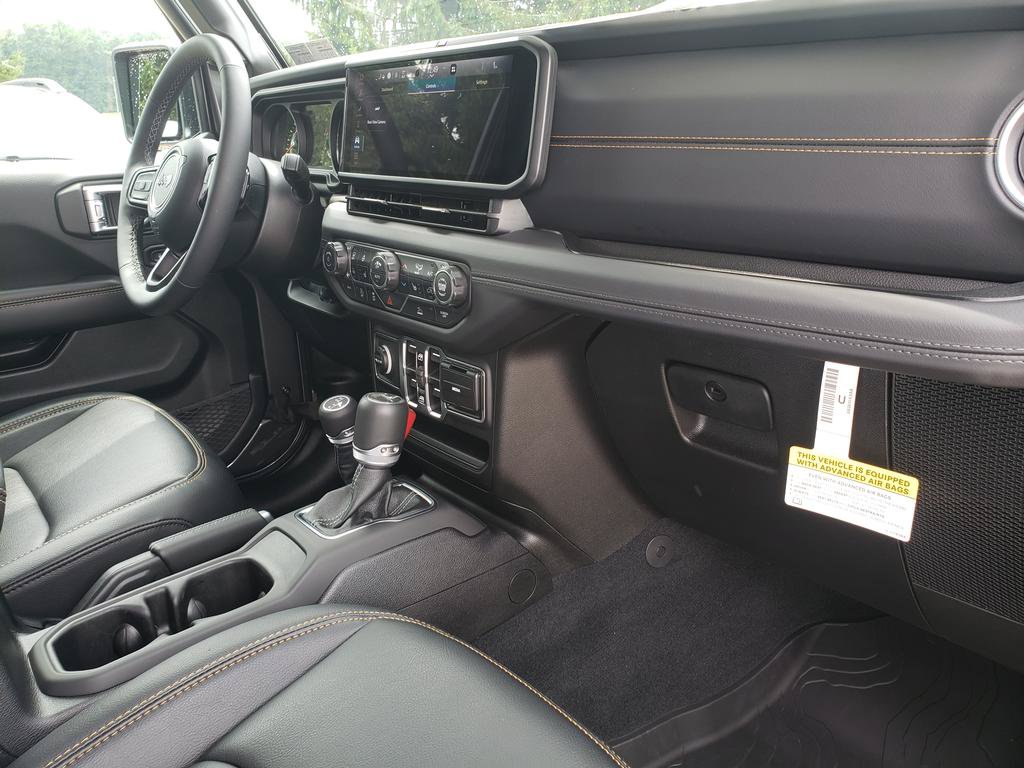 New 2026 Jeep Gladiator Overland AWD/4WD image 19