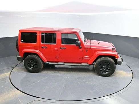 Used 2011 Jeep Wrangler Unlimited Sahara w/ Dual Top Group image 37