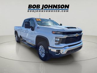 Used 2024 Chevrolet Silverado 2500 LT w/ True North Edition AWD/4WD video 1