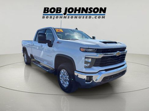 Used 2024 Chevrolet Silverado 2500 LT w/ True North Edition AWD/4WD image 1